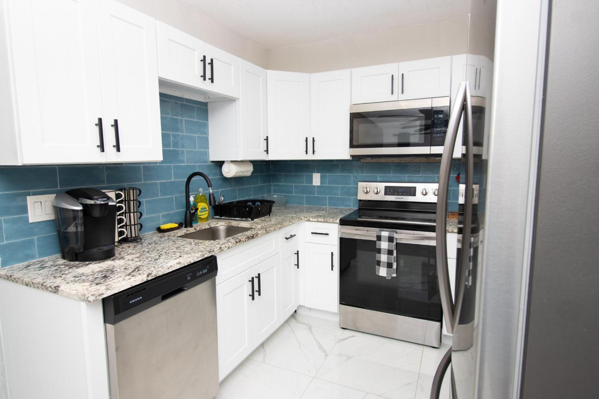 Shared Home - Close To The Beach Ривиера Бийч Екстериор снимка